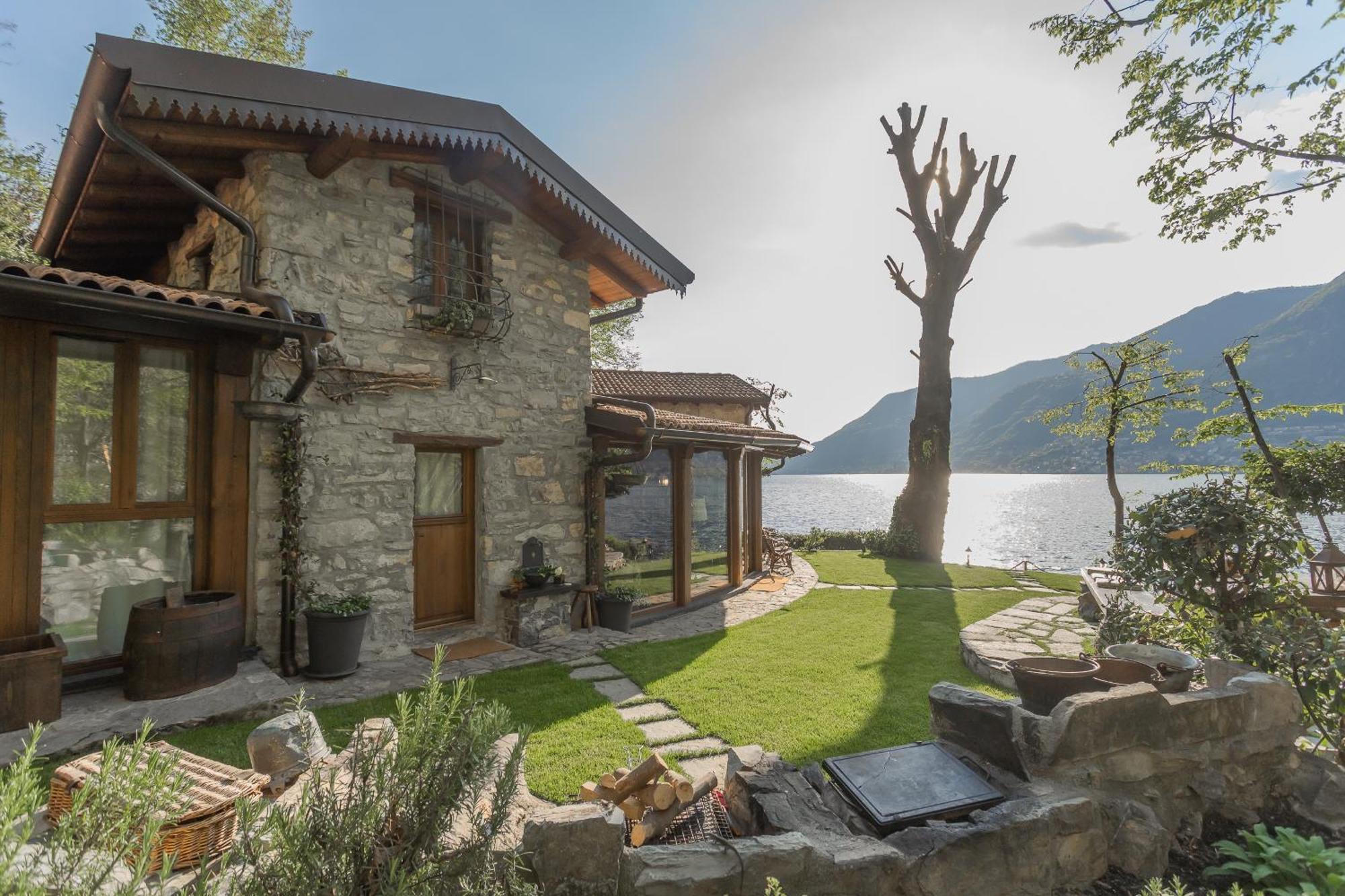 The Writer'S Nest Waterfront Villa By Rent All Como Faggeto Lario Eksteriør billede