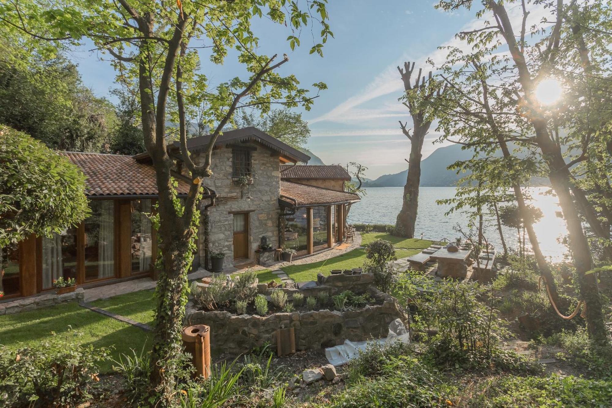 The Writer'S Nest Waterfront Villa By Rent All Como Faggeto Lario Eksteriør billede